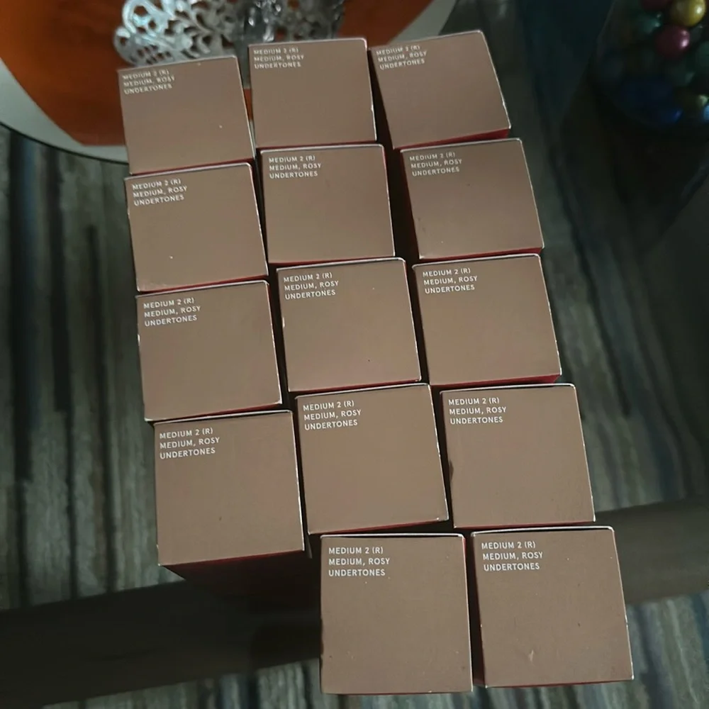 ONE/SIZE by Patrick Starrr Turn Up the Base Blurring Foundation Medium 2 (R)